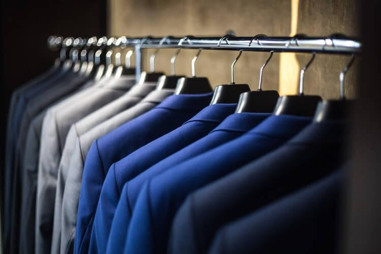 Create the Ideal Minimalist Wardrobe with Only 5 items 