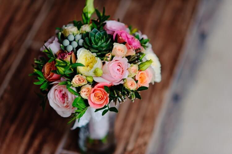 Sending Flowers? Make it Monthly With a Flower Subscription