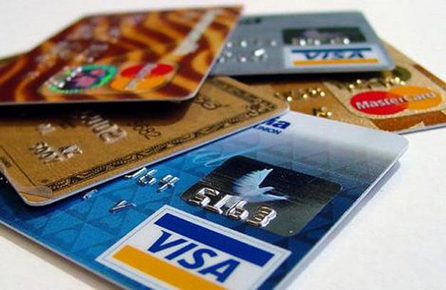 Is Getting a Travel Credit Card Worth It?