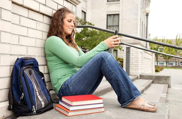 5 Money Traps Every College Freshman Should Avoid